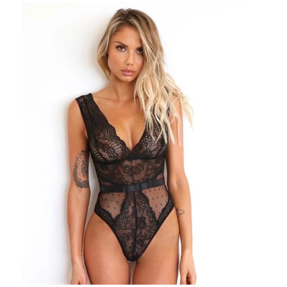 Black Sheer Lace Polka Dot Sexy Lingerie Bodysuit - Picture 6 of 8